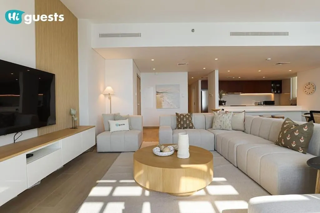 Higuests - Beachfront Living Stunning 4 Bedroom With Maid'S Room Dubai Apartment